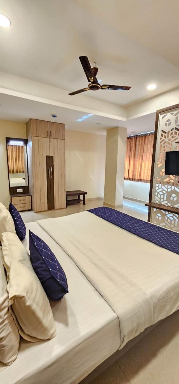 Stayguru Hotel Atithi Будж Екстериор снимка